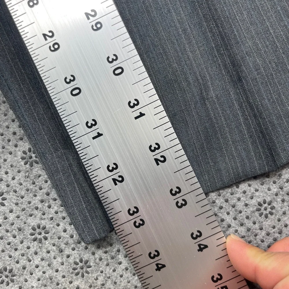 Jos A Bank Mens Suit 44L 2Pcs W38xL33 100% Wool Grey Pinstripe Business Formals
